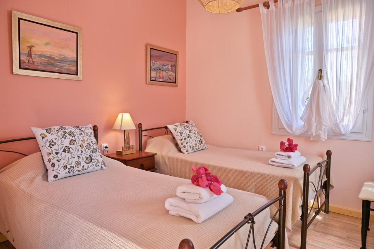 Villa Ireni Waterfont Fiskardo Bagian luar foto